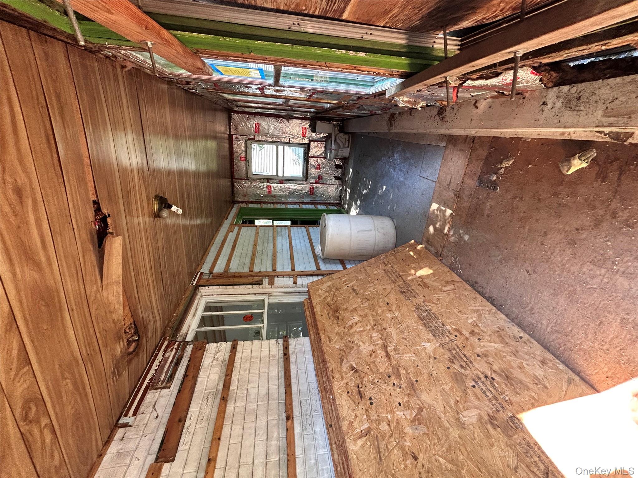 5 Washington Property Photo 2
