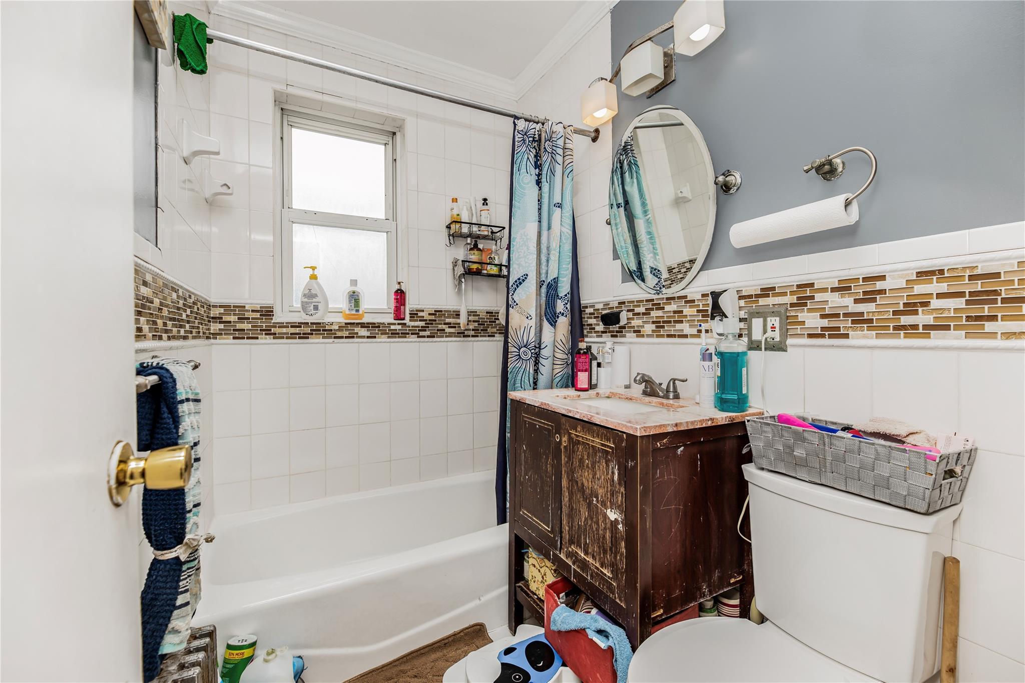 4101 Paulding Avenue Property Photo 13