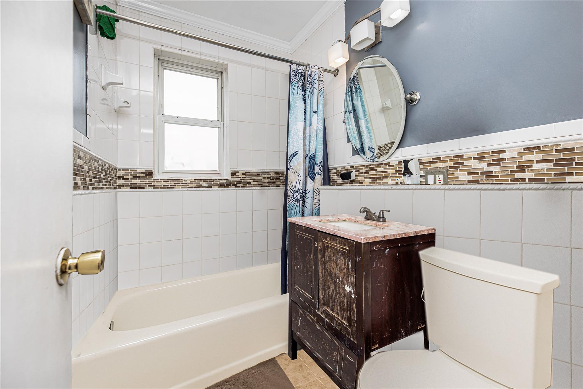 4101 Paulding Avenue Property Photo 14