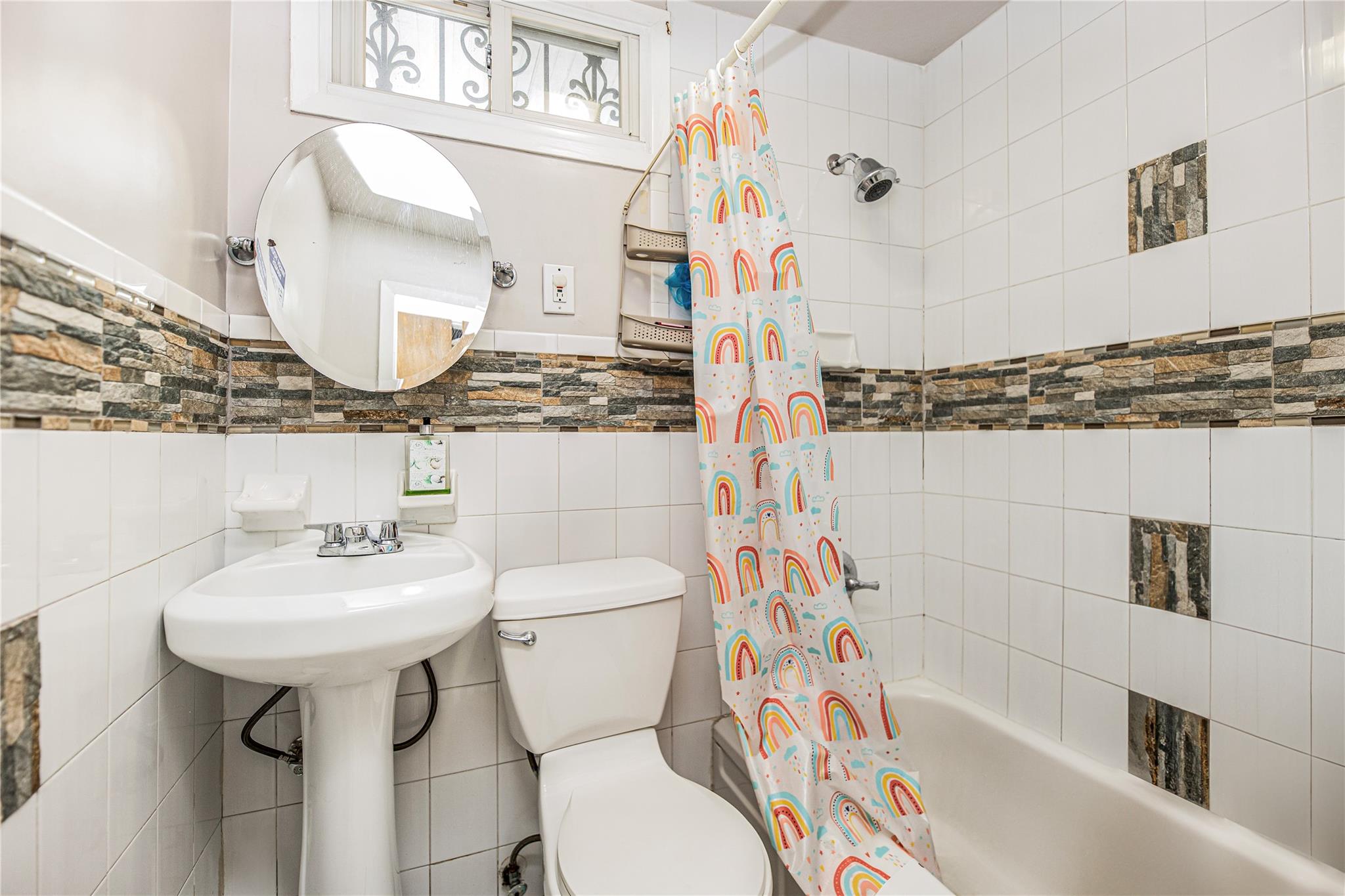 4101 Paulding Avenue Property Photo 19