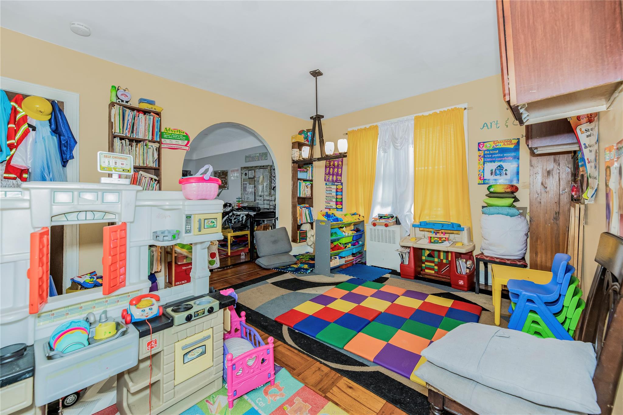 4101 Paulding Avenue Property Photo 22