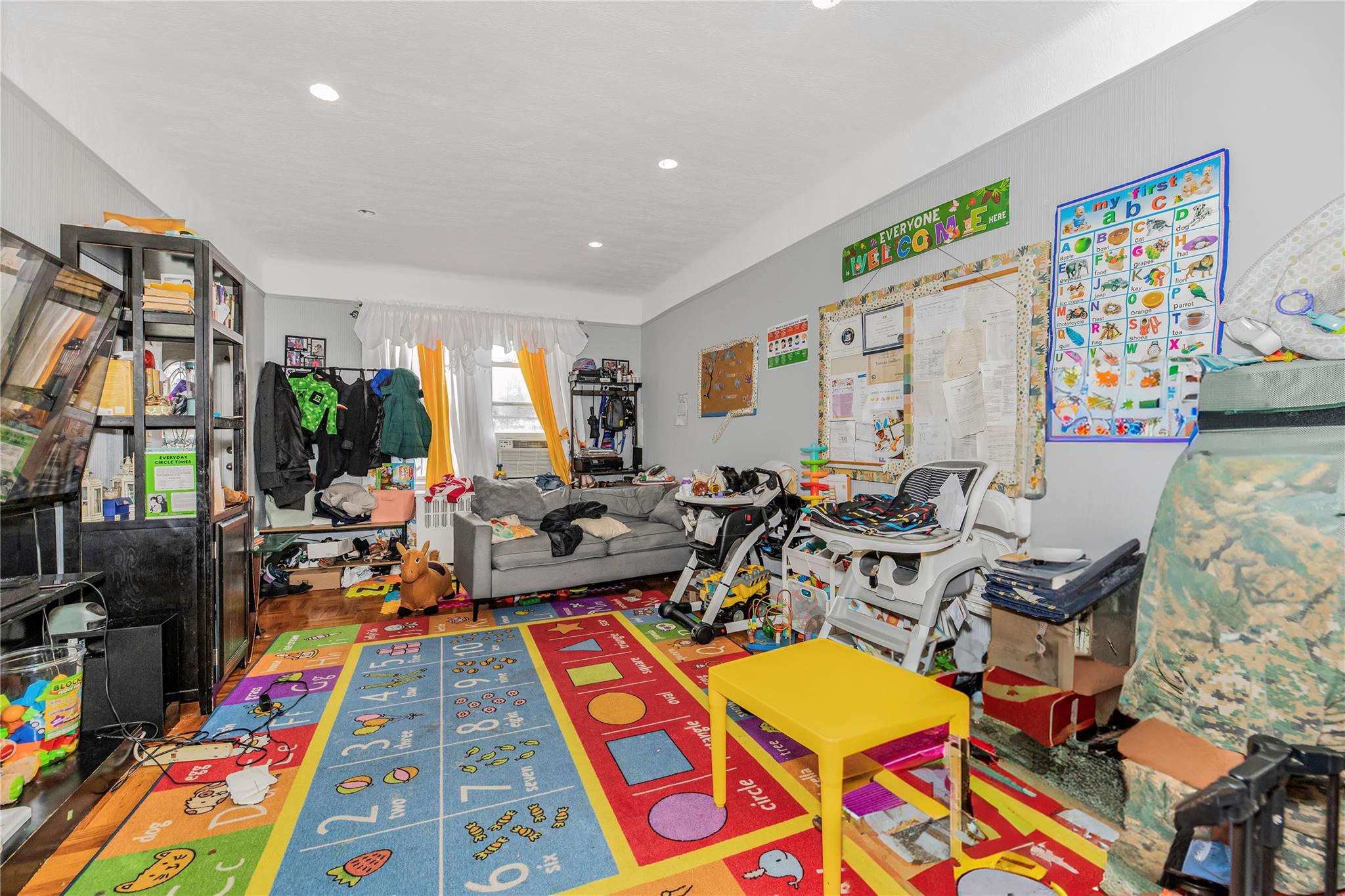 4101 Paulding Avenue Property Photo 26