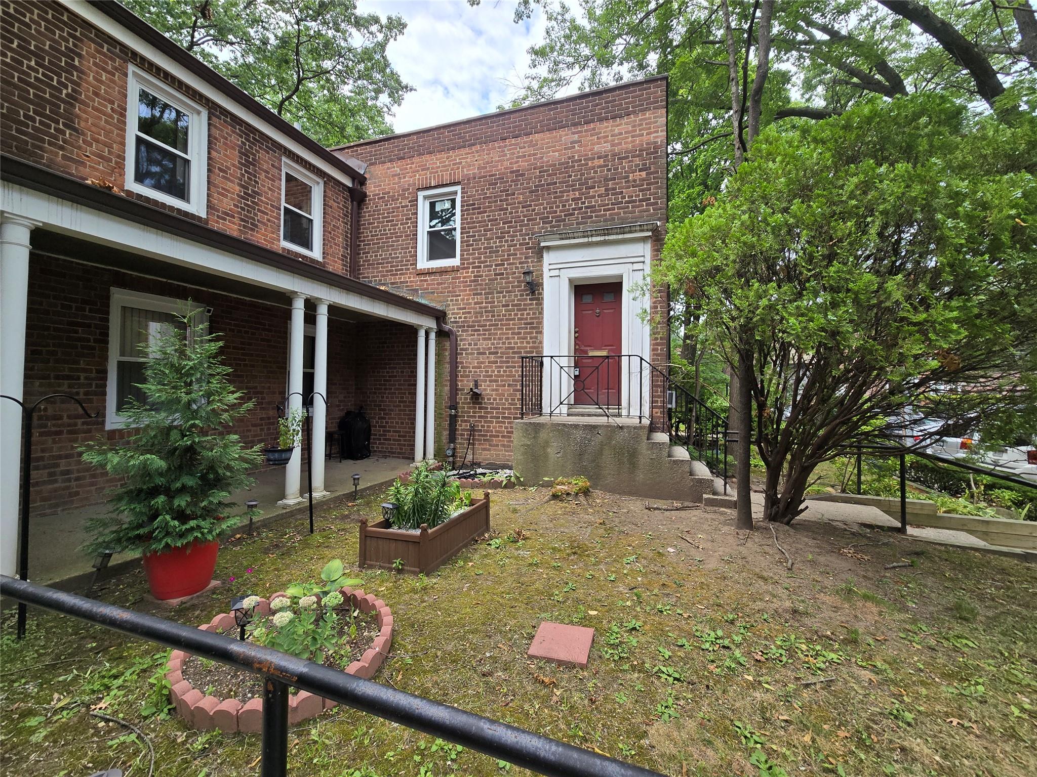 150-14 Geothals Avenue 45f Property Photo 4