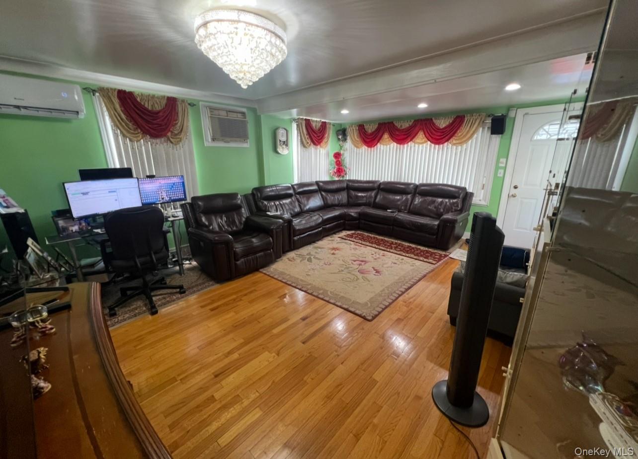 9353 207th Street Property Photo 15