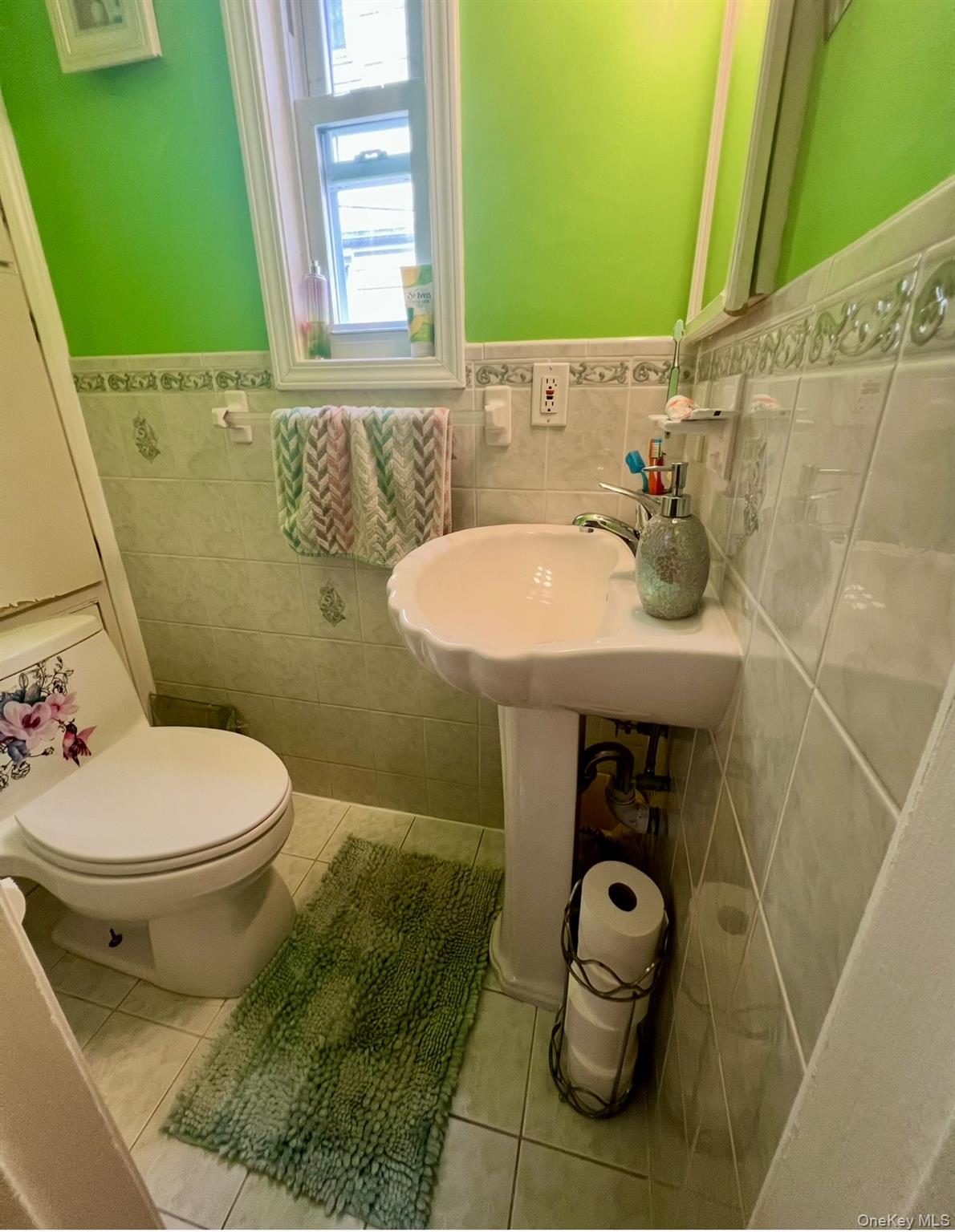 9353 207th Street Property Photo 27