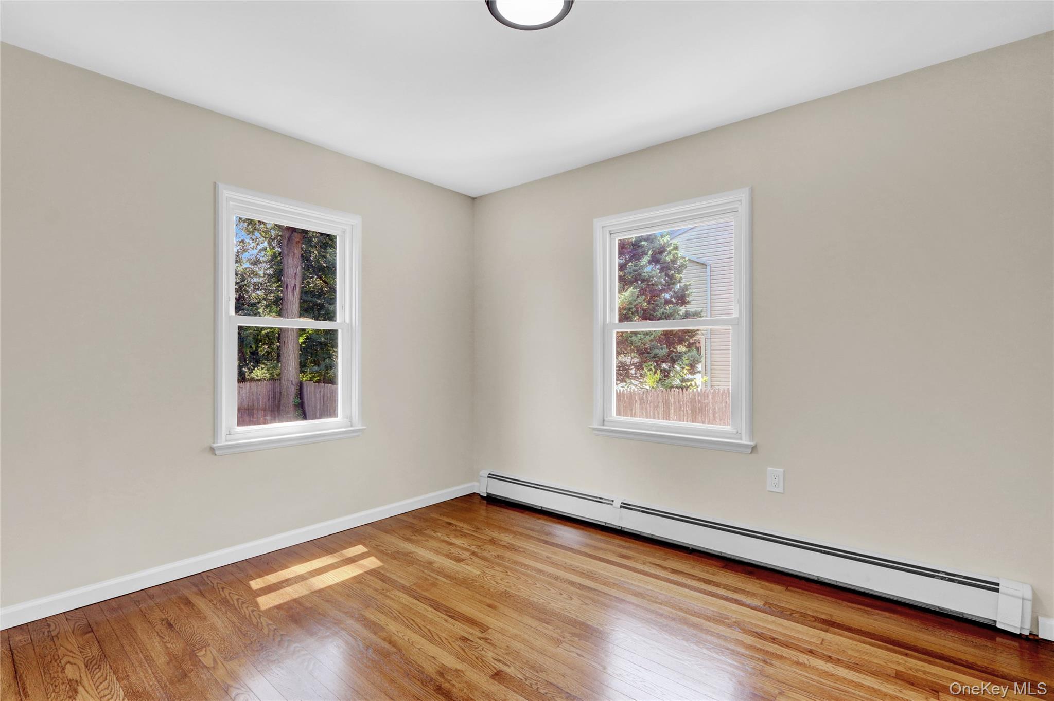 20 Whitman Avenue Property Photo 9