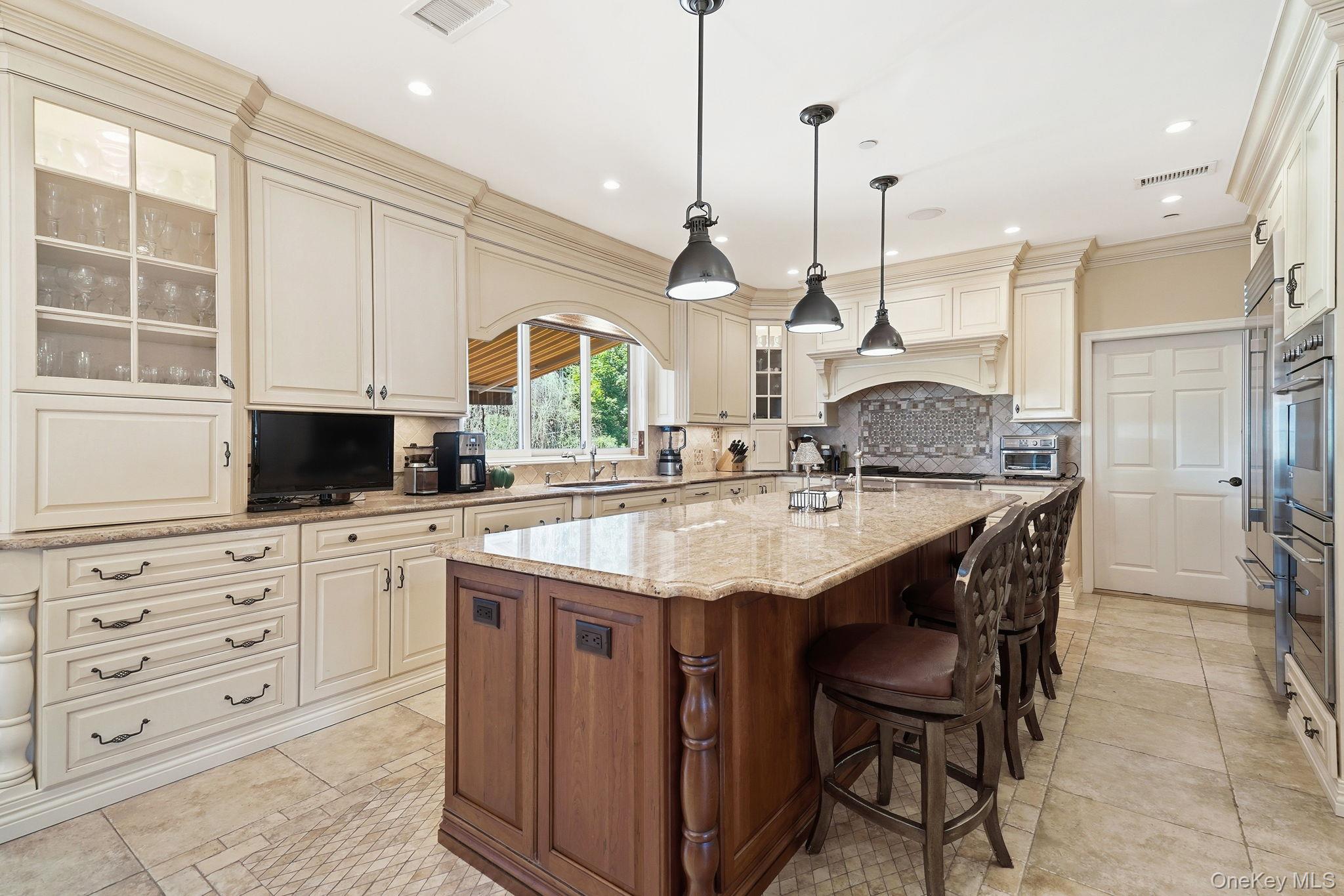 33 Hevelyne Road Property Photo 15