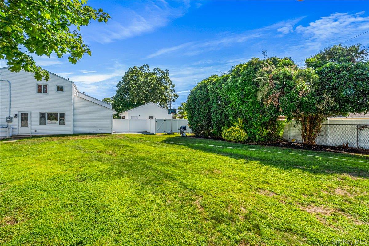 61 Andover Drive Property Photo 12