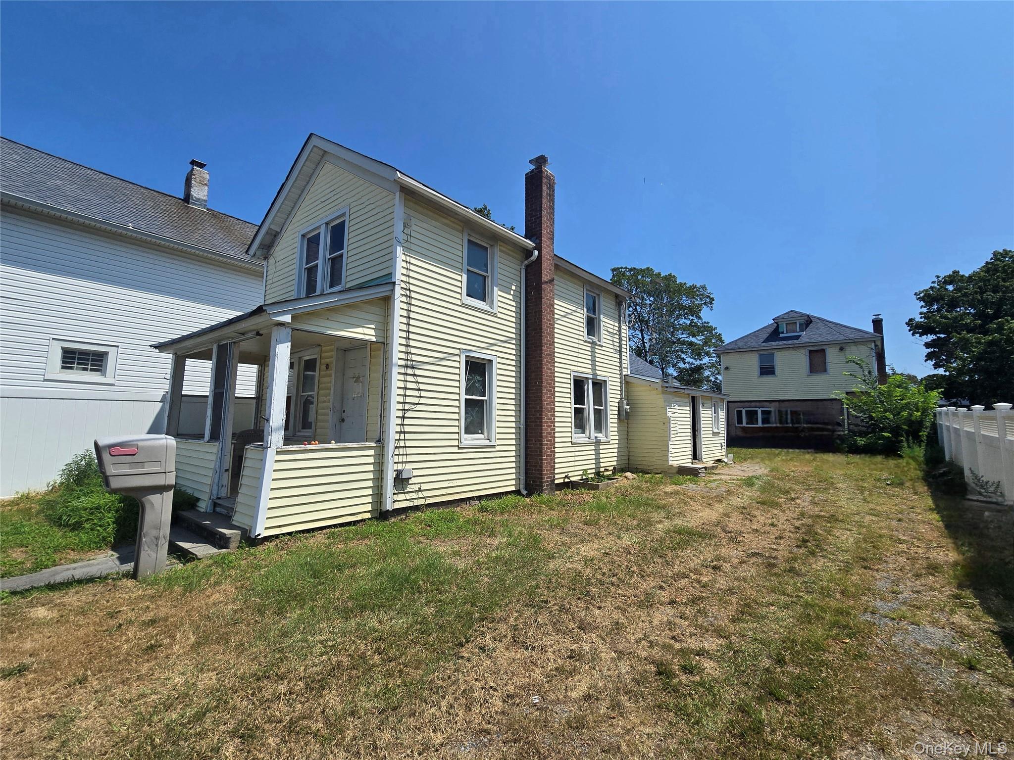 31 Union Ave Property Photo 2