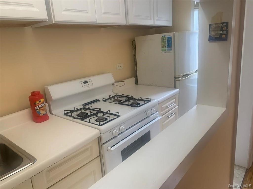 2600 Henry Hudson Parkway 1e Property Photo 9