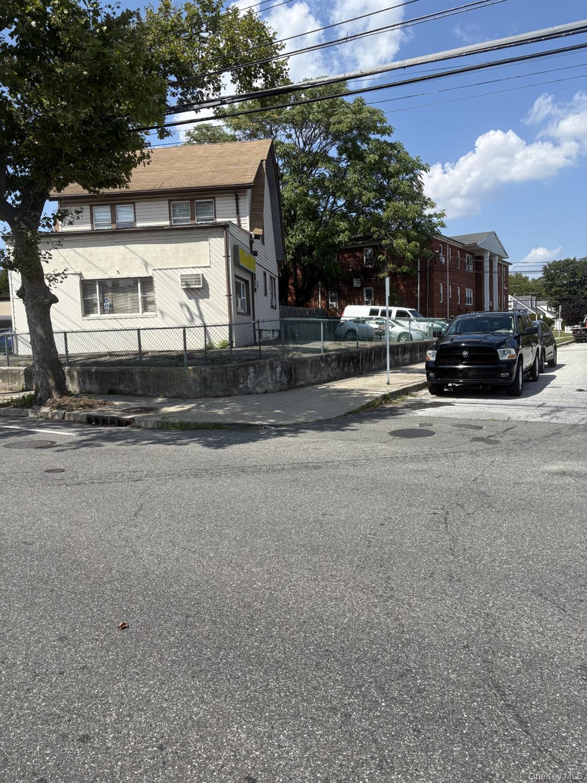 95 Franklin Avenue Property Photo 1