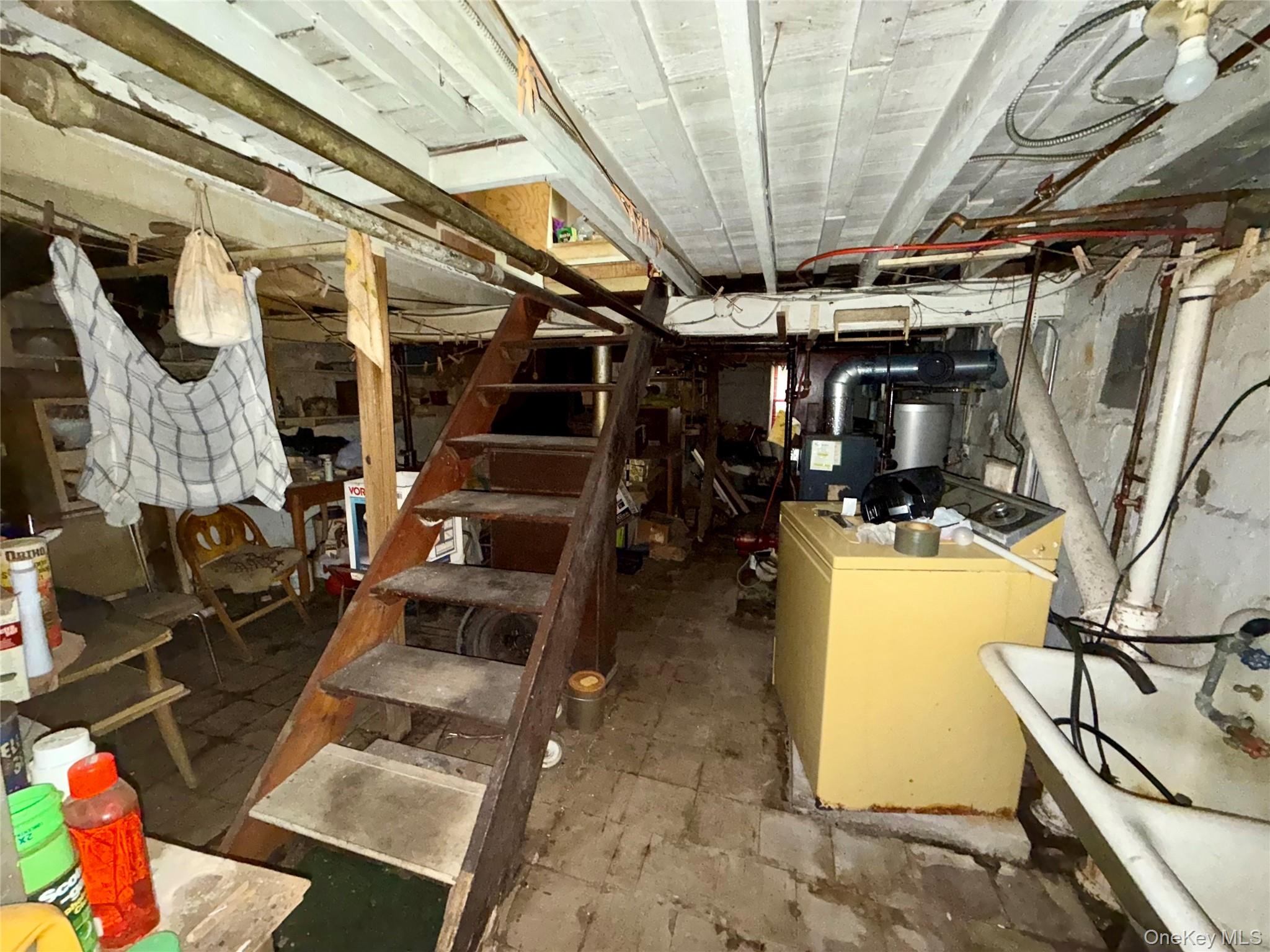 22 Lafayette Avenue Property Photo 18