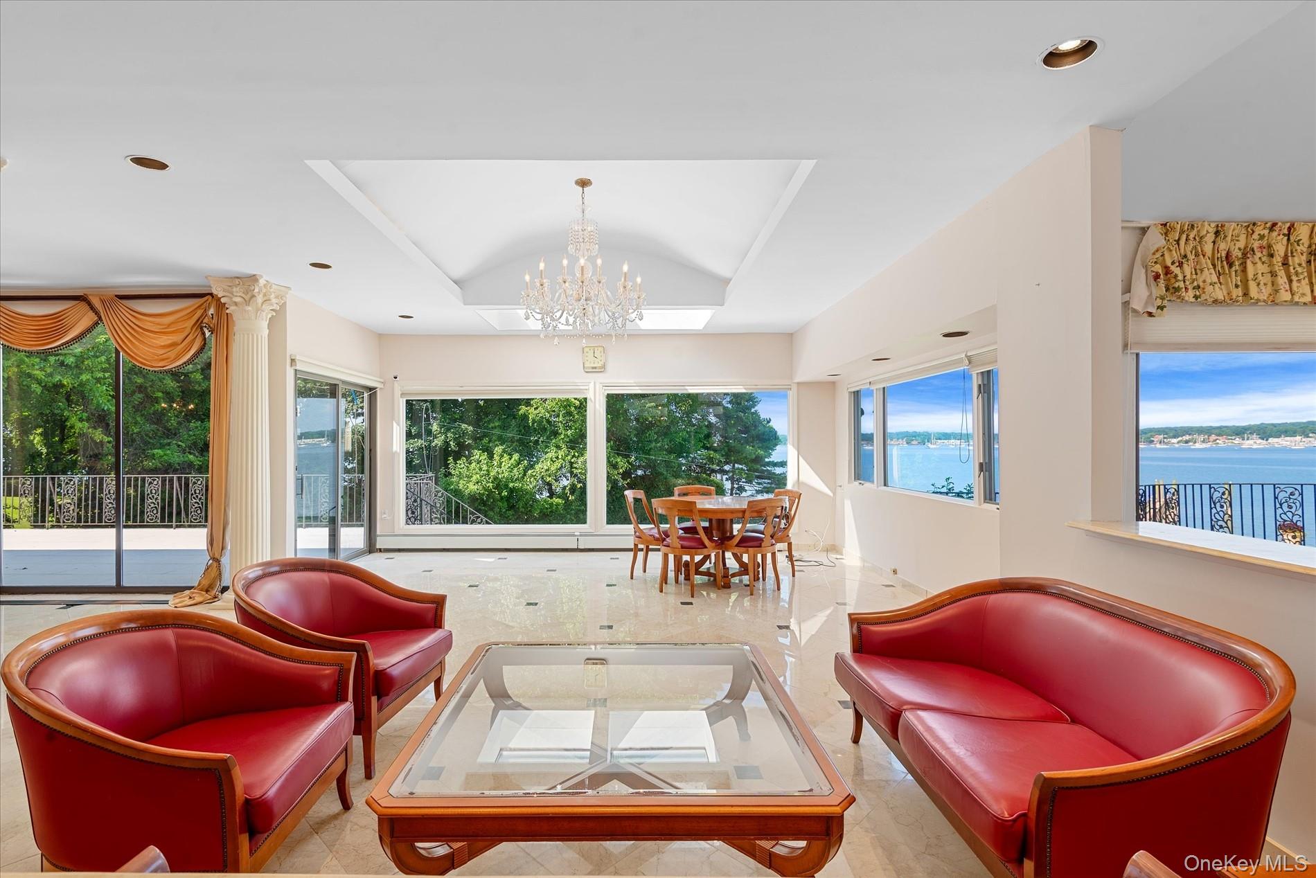 512 E Shore Road Property Photo 15