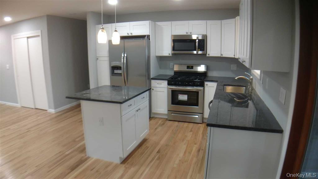 29 Heaney Drive Property Photo 5