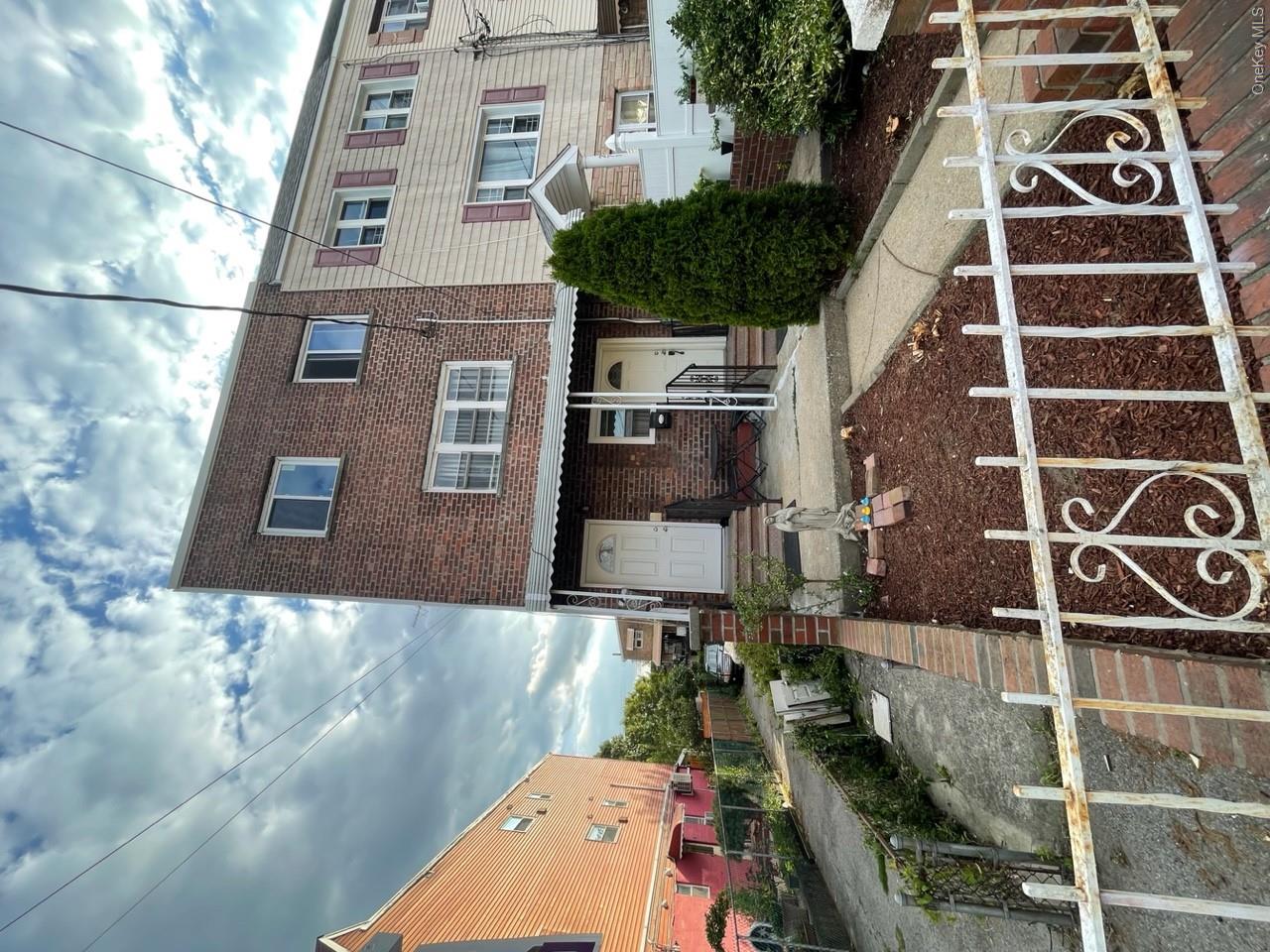 269 Balcom Avenue Property Photo 1