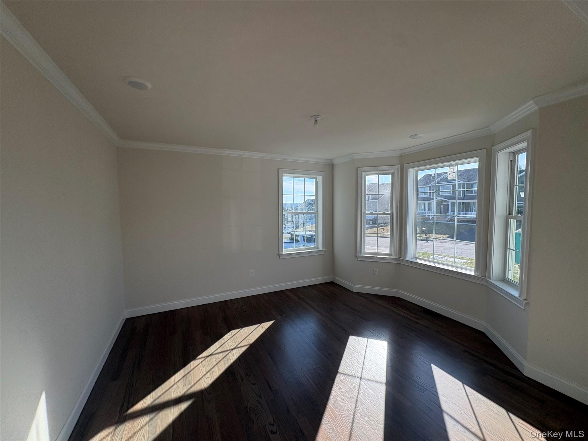 30 Dartmouth Drive Property Photo 4