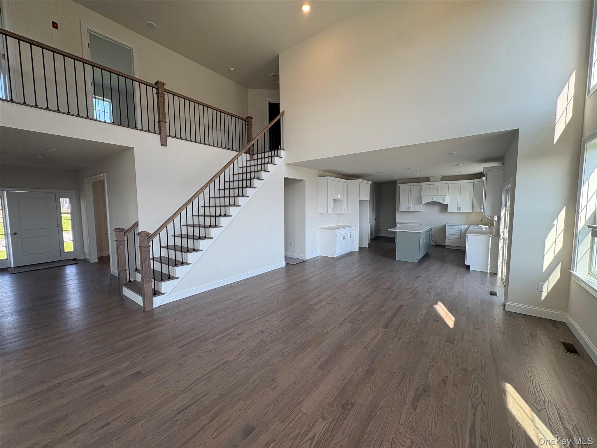 26 Dartmouth Property Photo 4