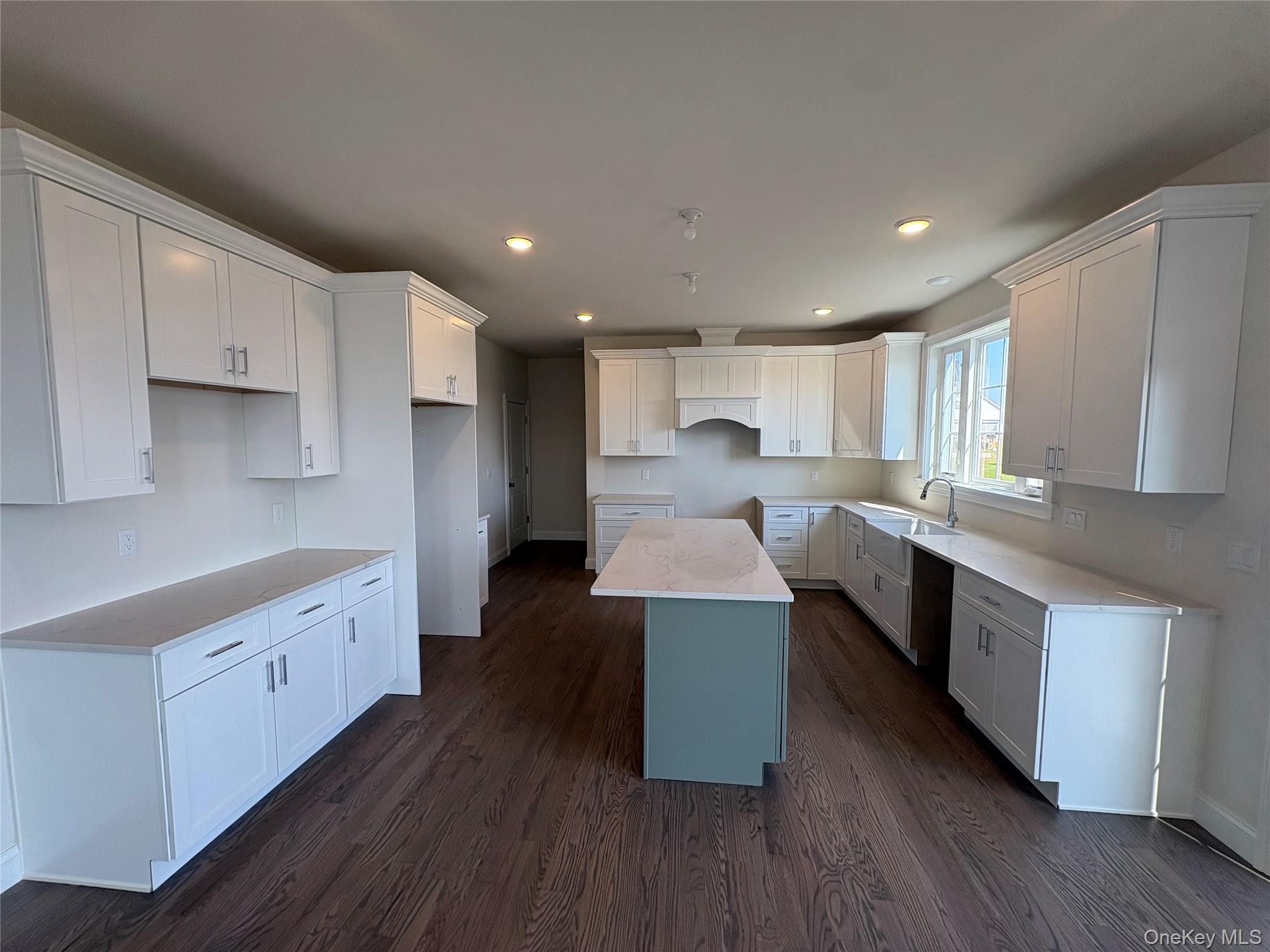 26 Dartmouth Property Photo 5