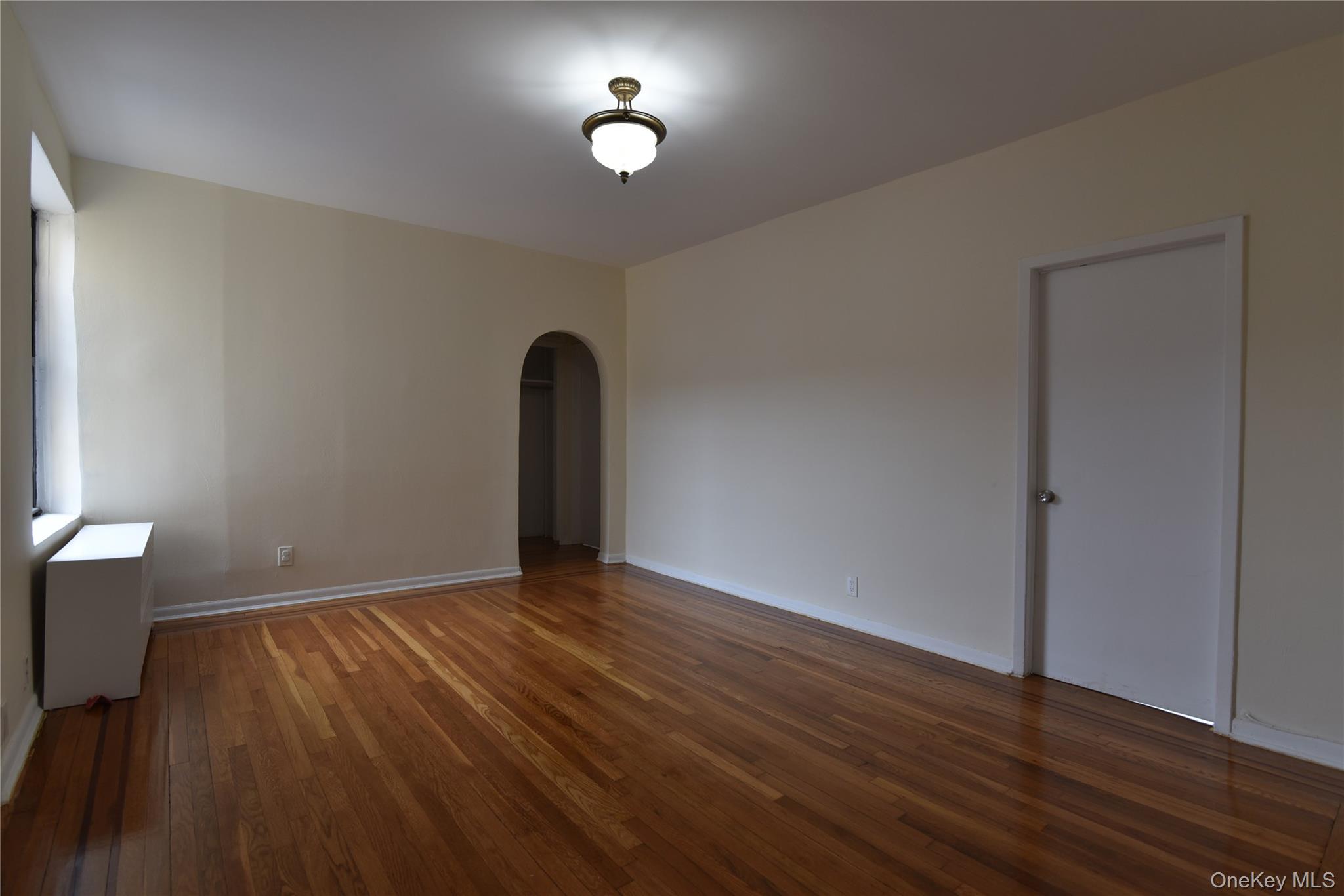 83-52 Talbot Street 5c Property Photo 8