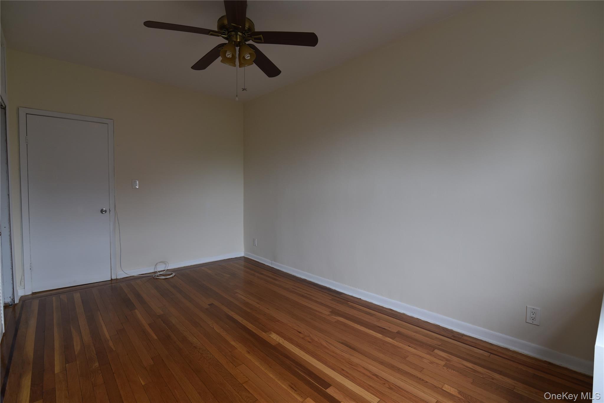 83-52 Talbot Street 5c Property Photo 18