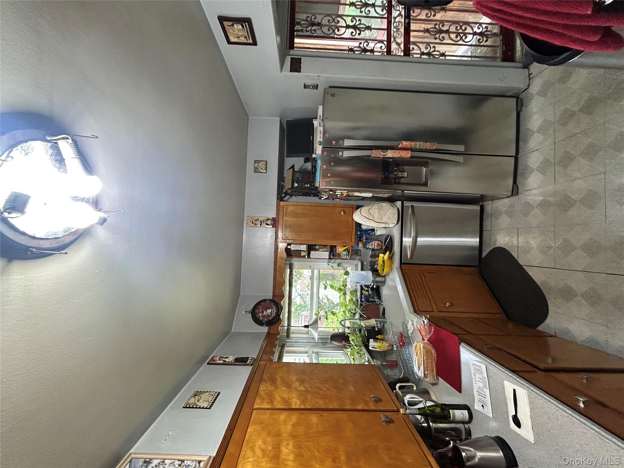 355 Jerusalem Avenue Property Photo 2