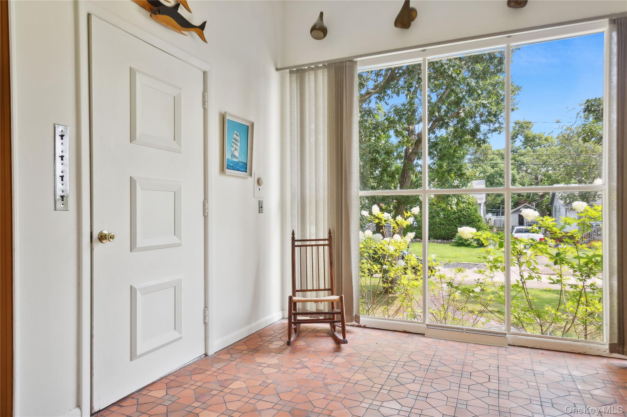 33 Beach Road Property Photo 2
