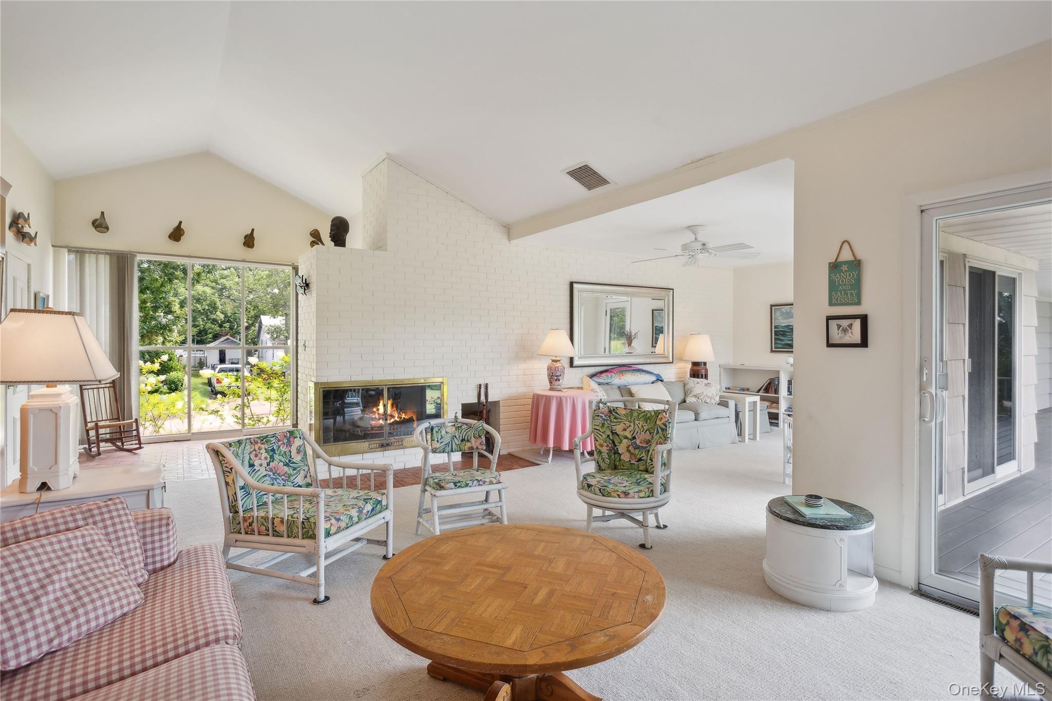 33 Beach Road Property Photo 11