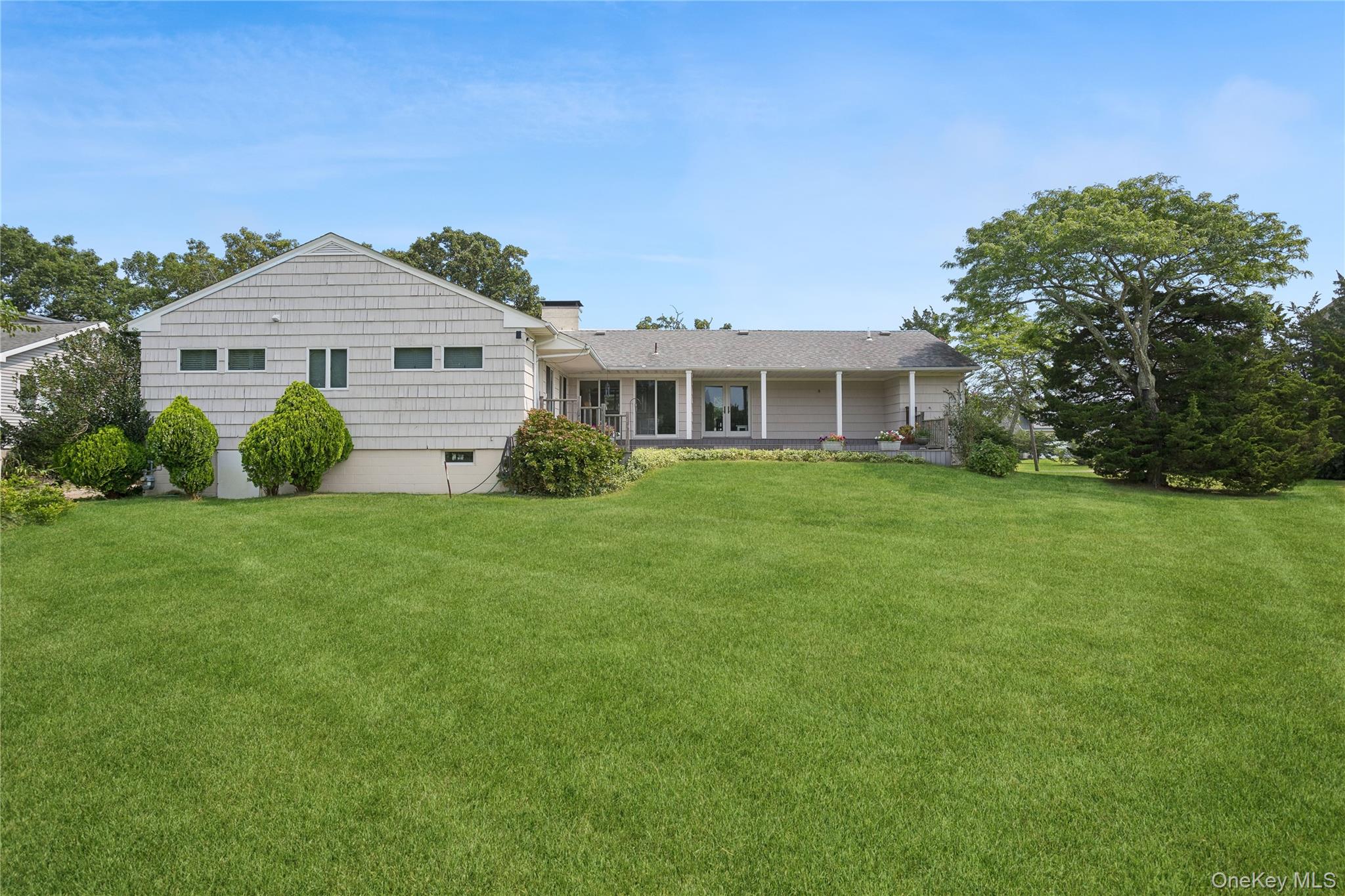 33 Beach Road Property Photo 33