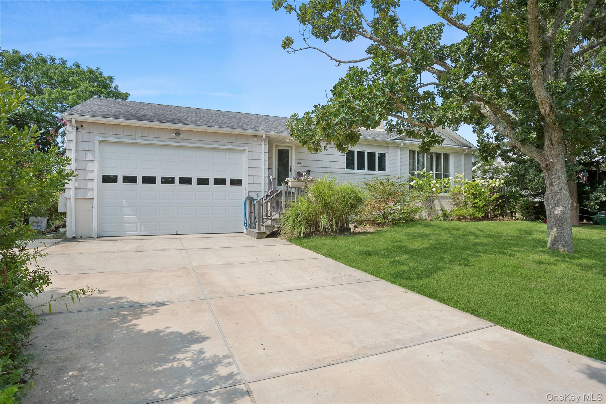 33 Beach Road Property Photo 35