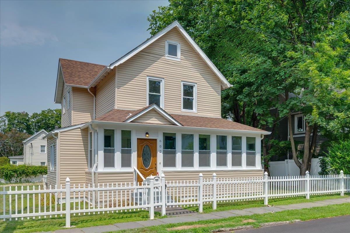 602 Jefferson Avenue Property Photo 1