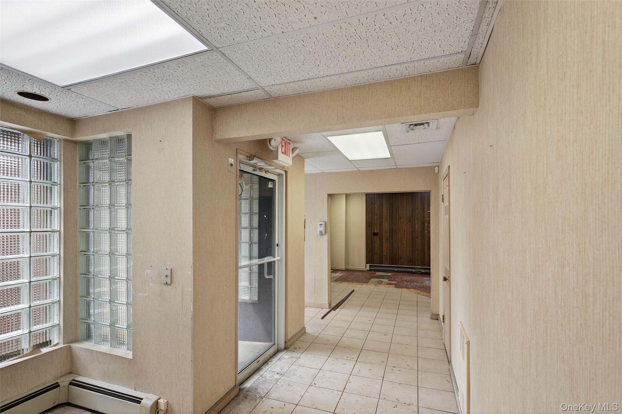 65 N Ocean Avenue Property Photo 3