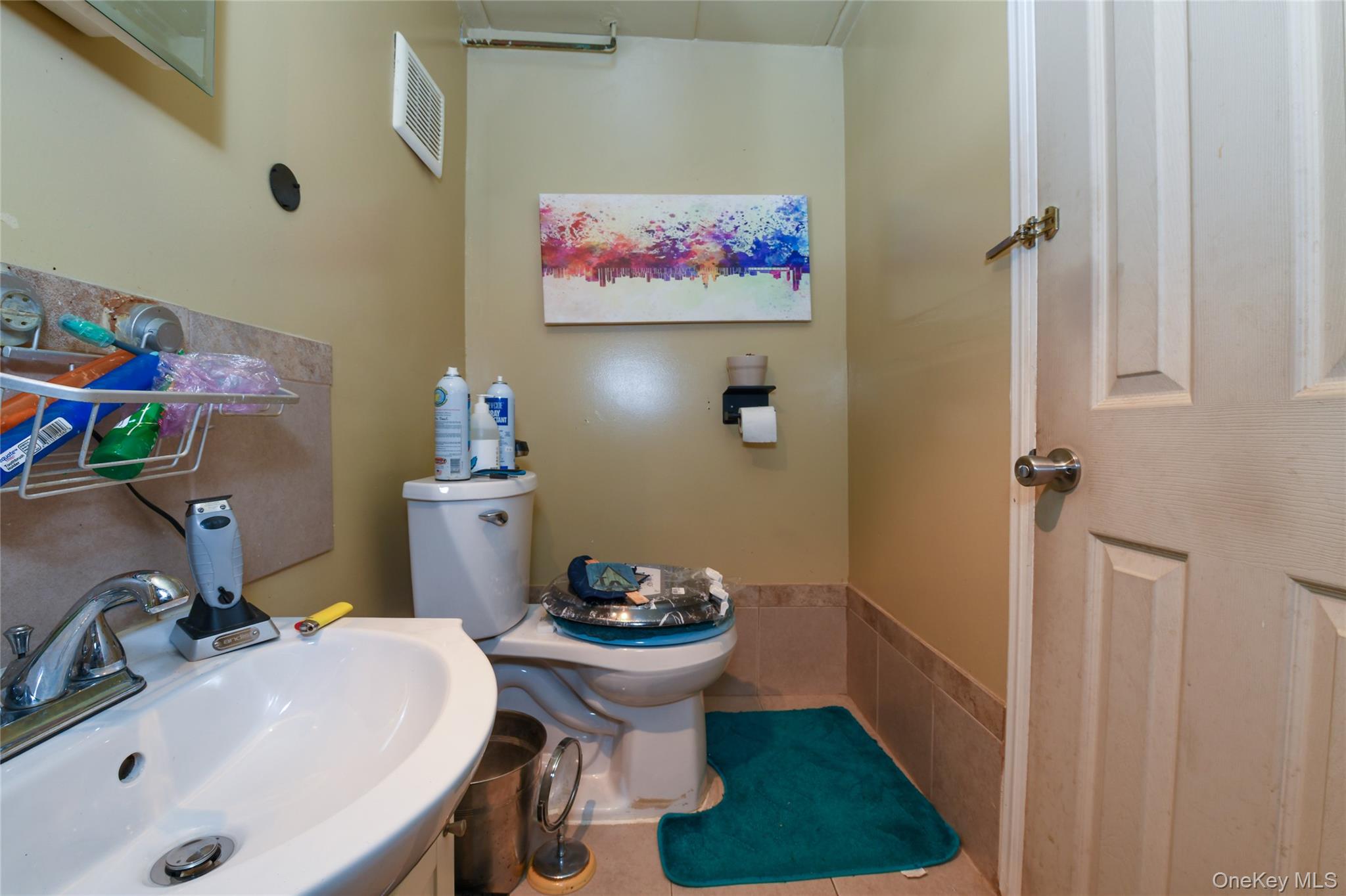 10741 Sutphin Boulevard Property Photo 10