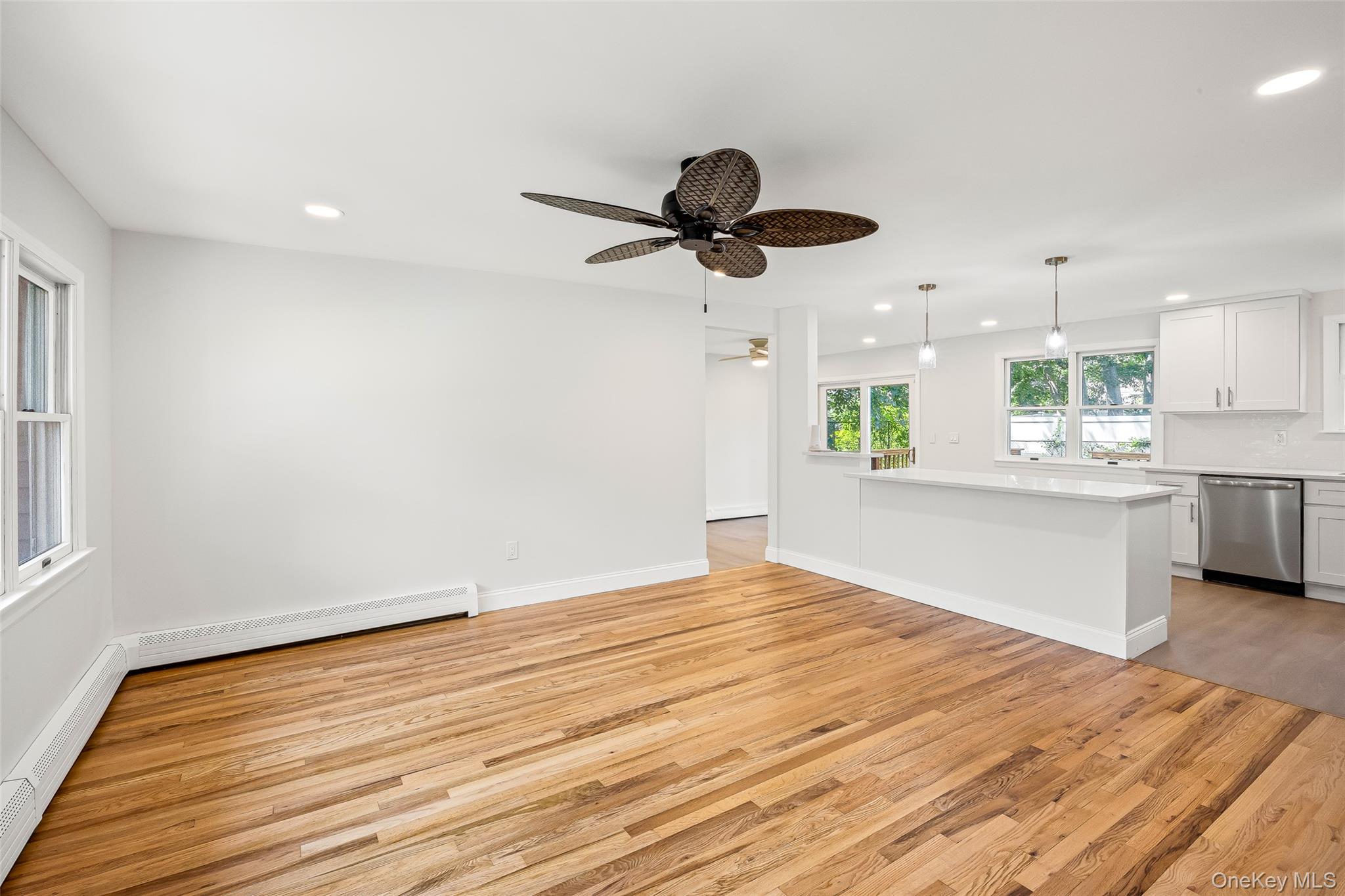 4991 Express Drive Property Photo 4