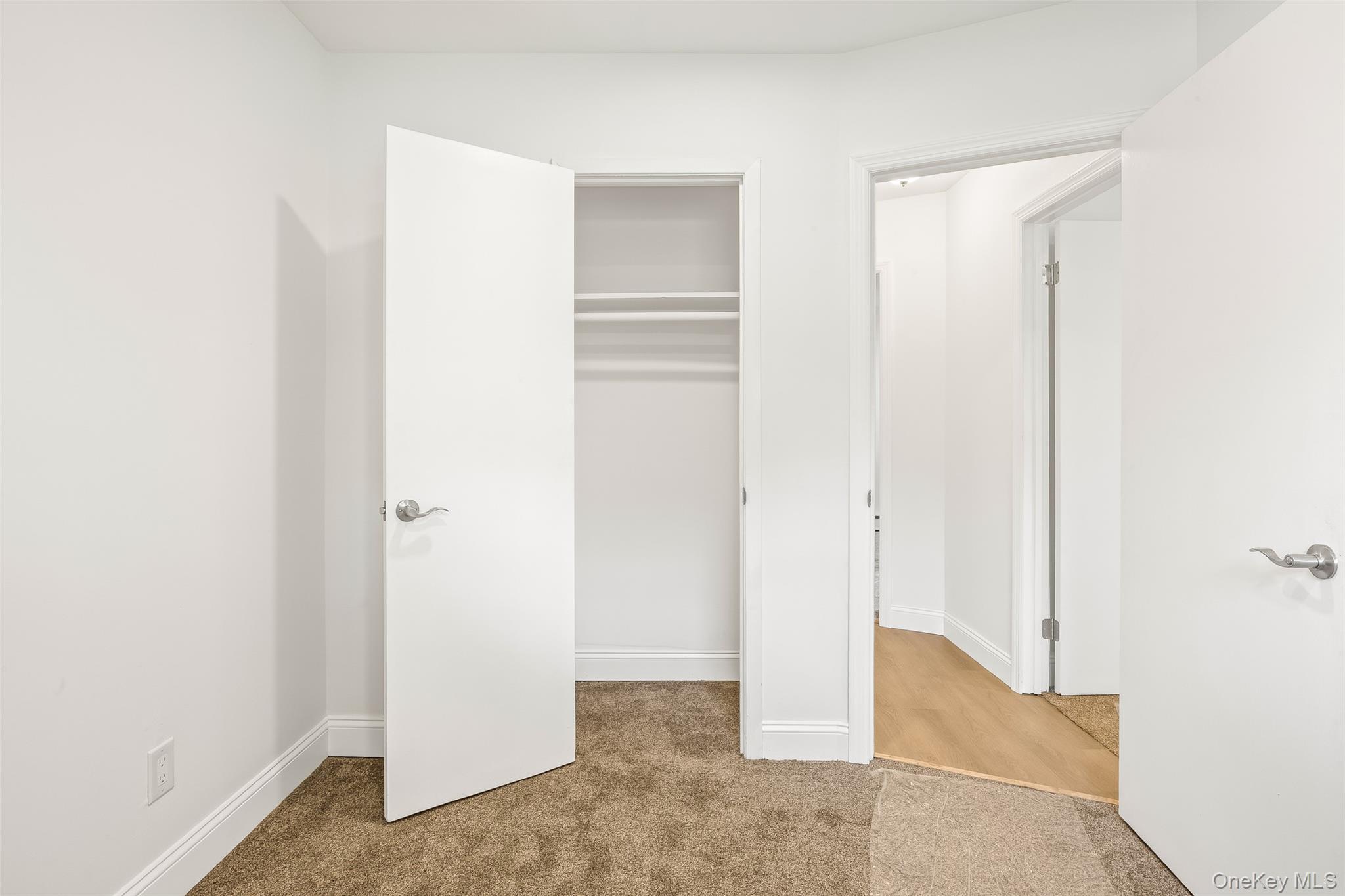 4991 Express Drive Property Photo 14