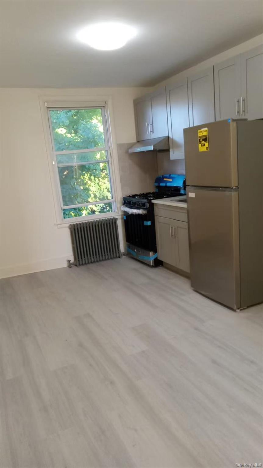 1831 College Point Boulevard Property Photo 9