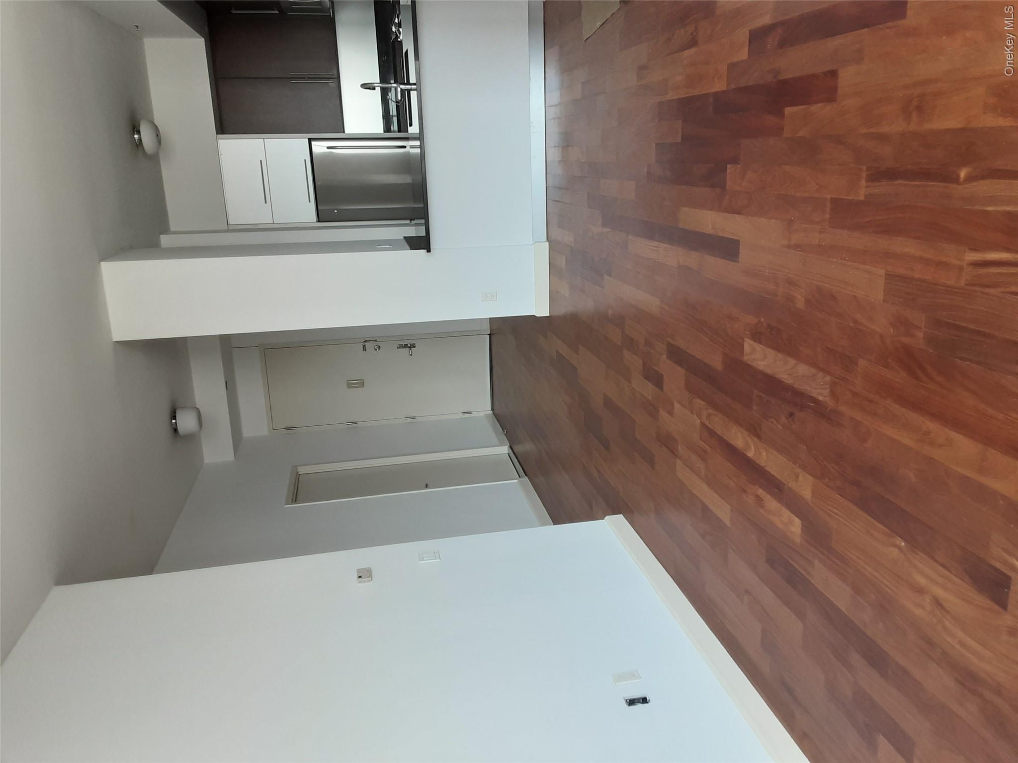 100 Jay Street 28b Property Photo 12