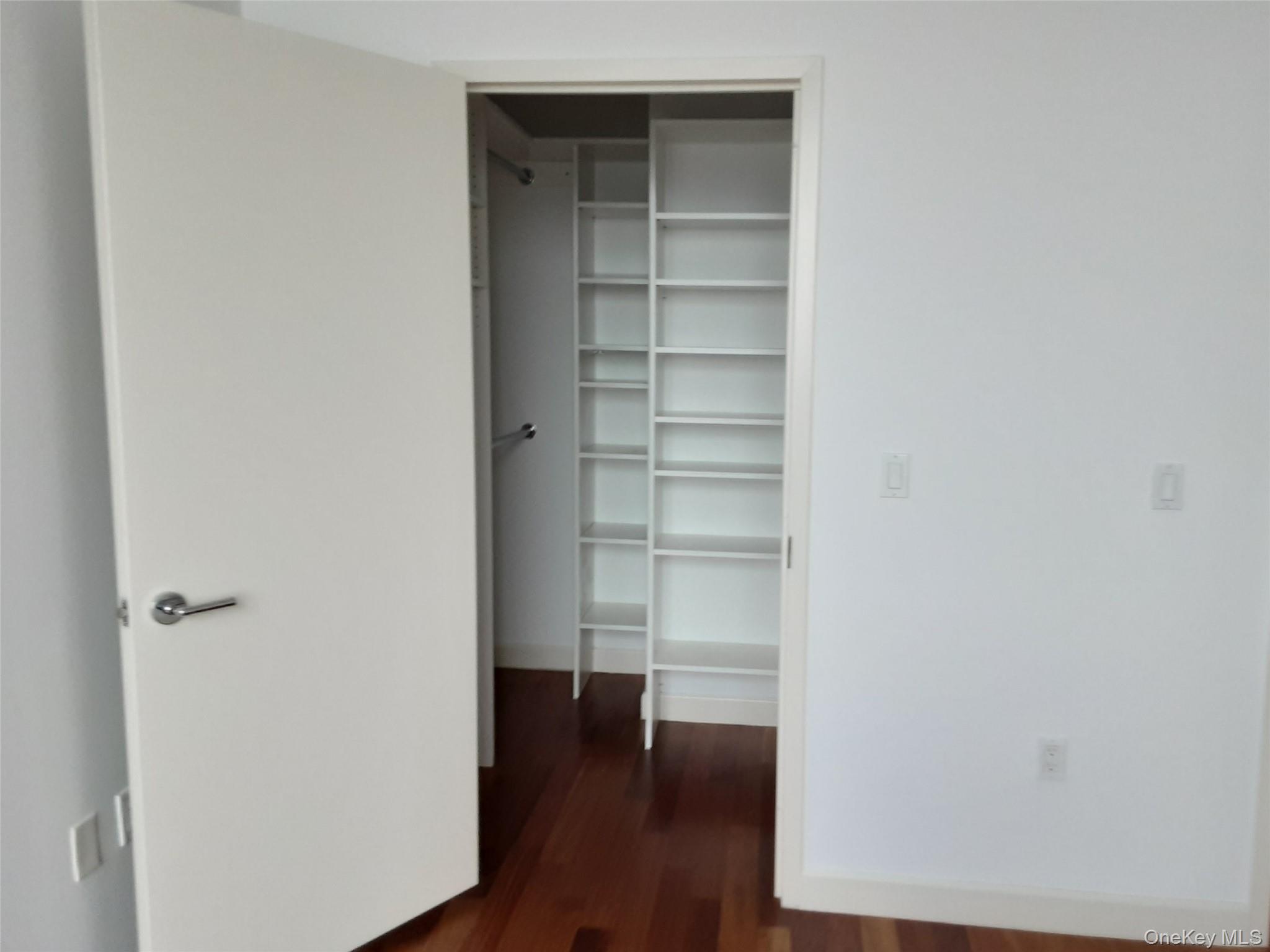 100 Jay Street 28b Property Photo 17