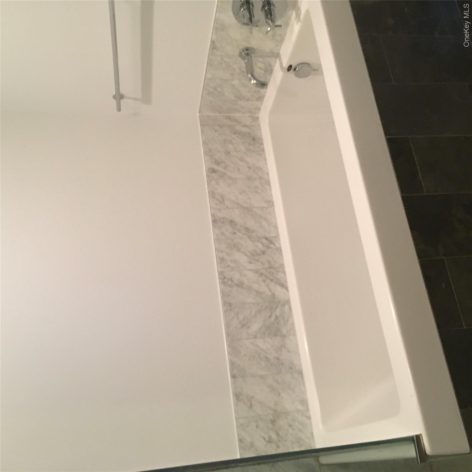 100 Jay Street 28b Property Photo 21