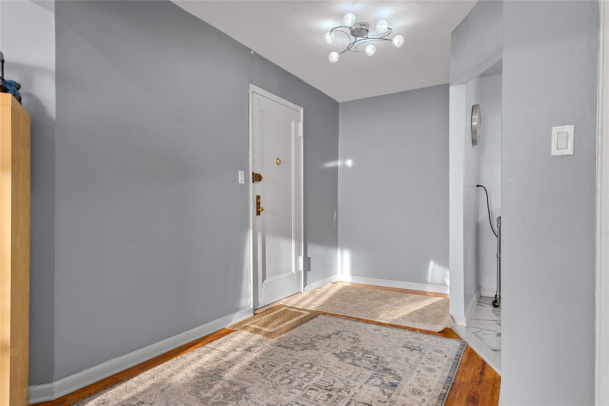 6730 Clyde Street 5t Property Photo 5