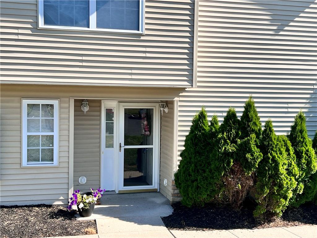 1066 Maggie Rd Property Photo 1