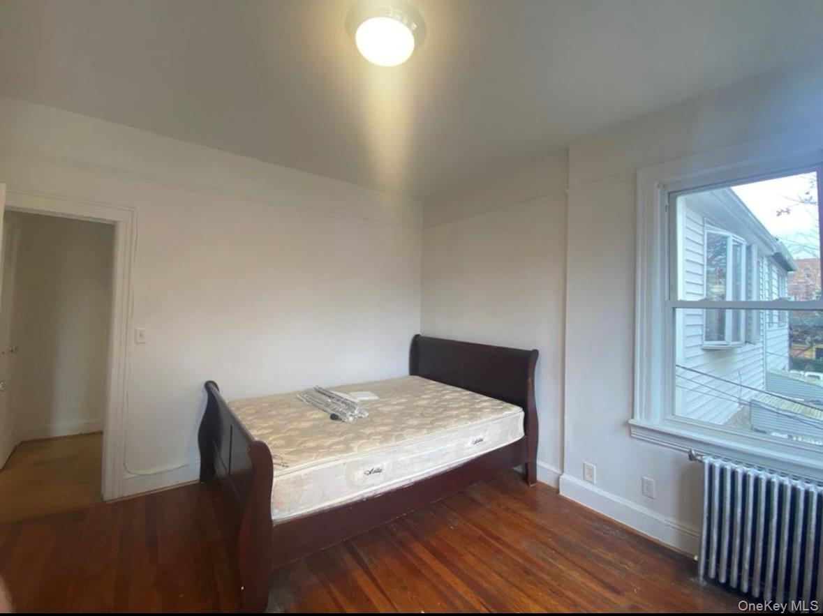 5024 39th Place Property Photo 8