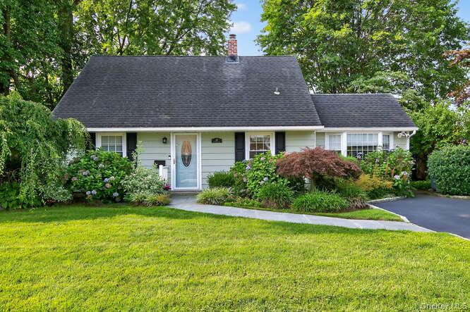 32 Peacock Lane Property Photo 1