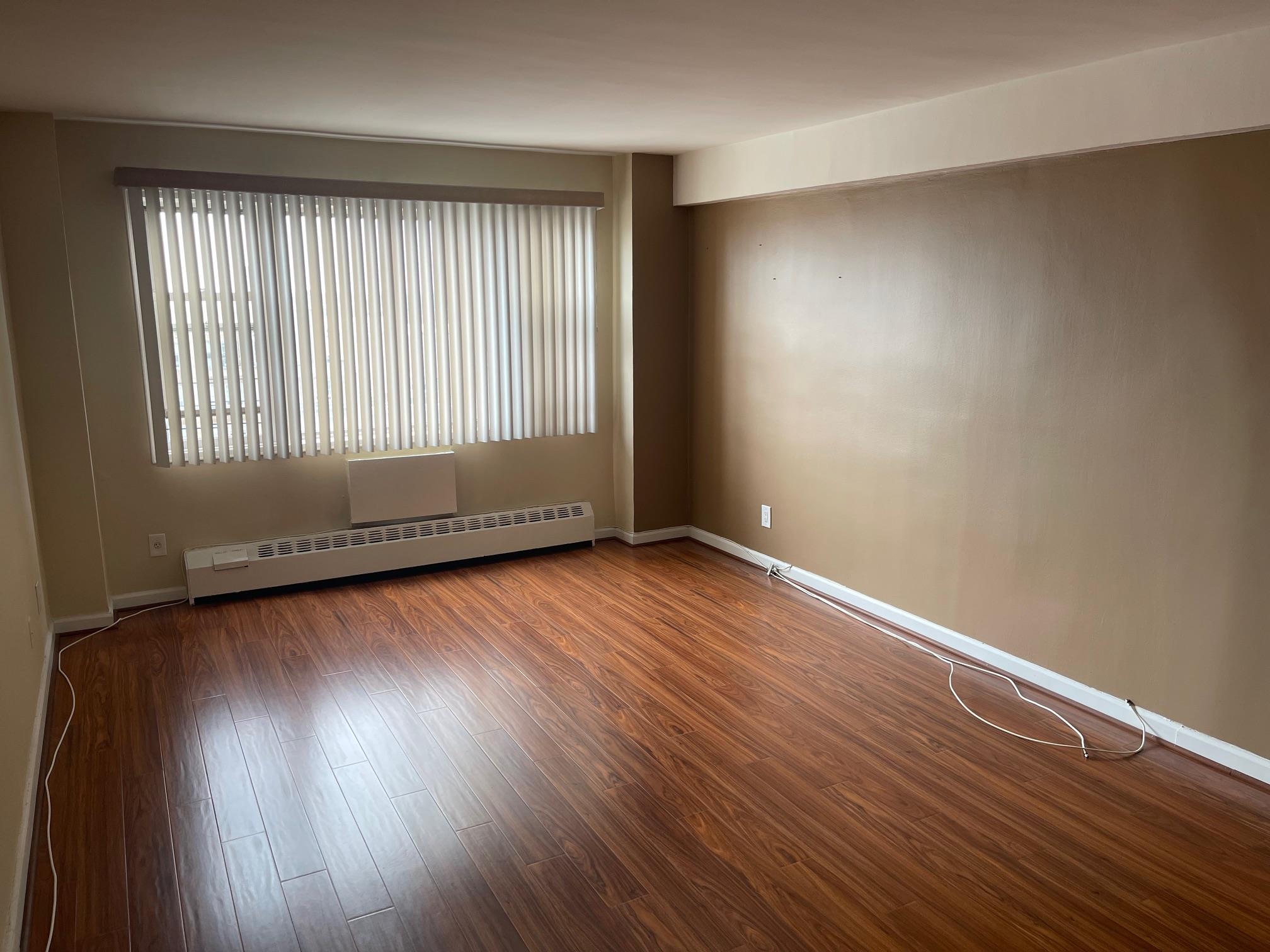 16010 89th Avenue 15h Property Photo 5