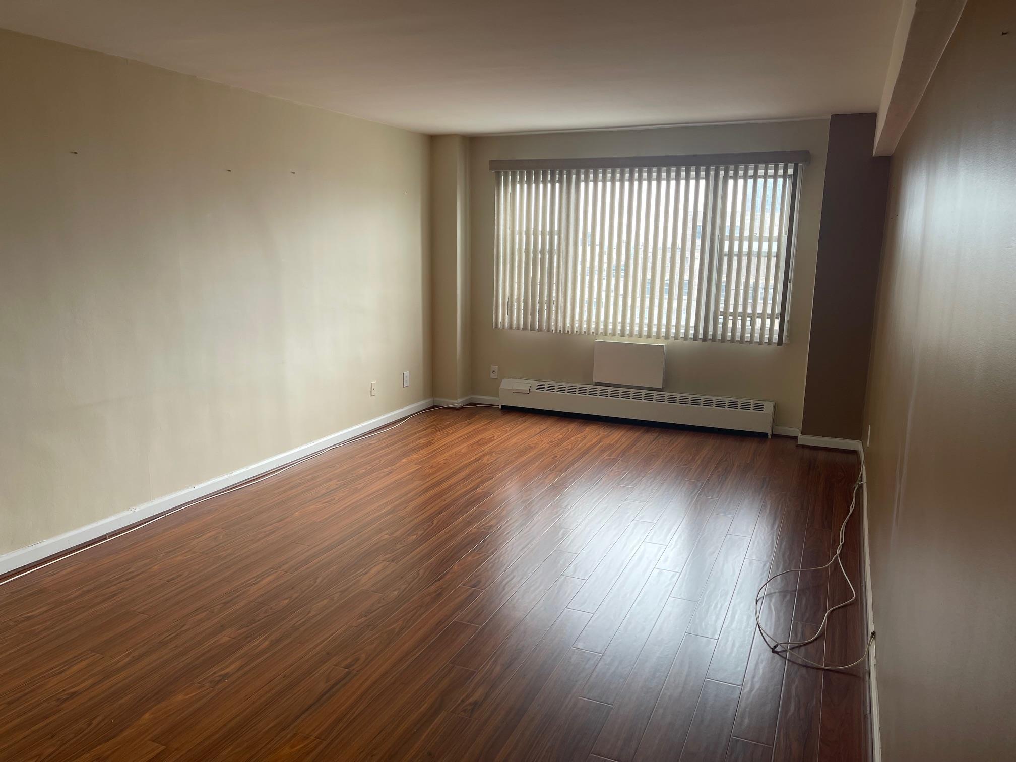16010 89th Avenue 15h Property Photo 7