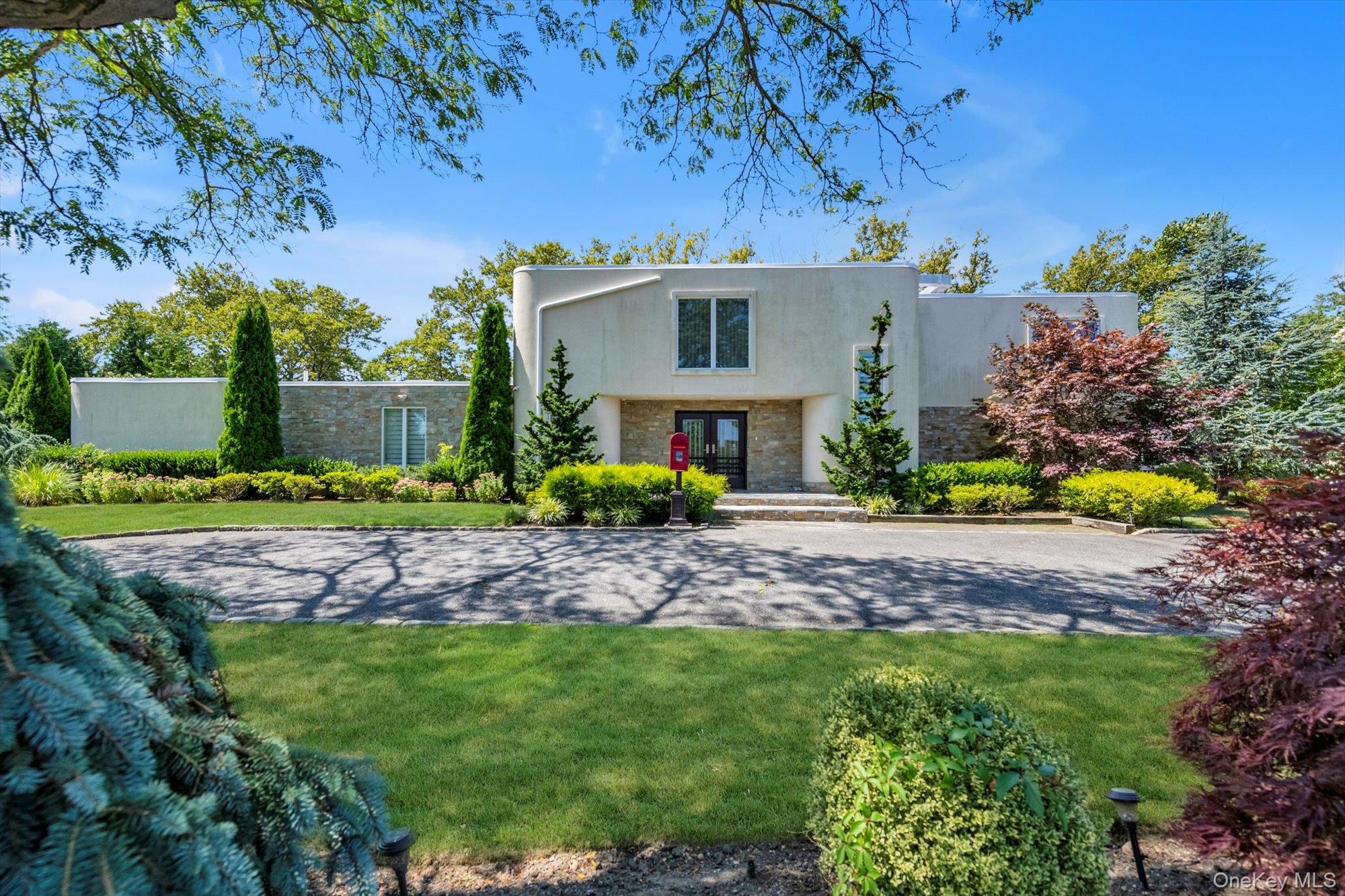 10 Macy Drive Property Photo 1