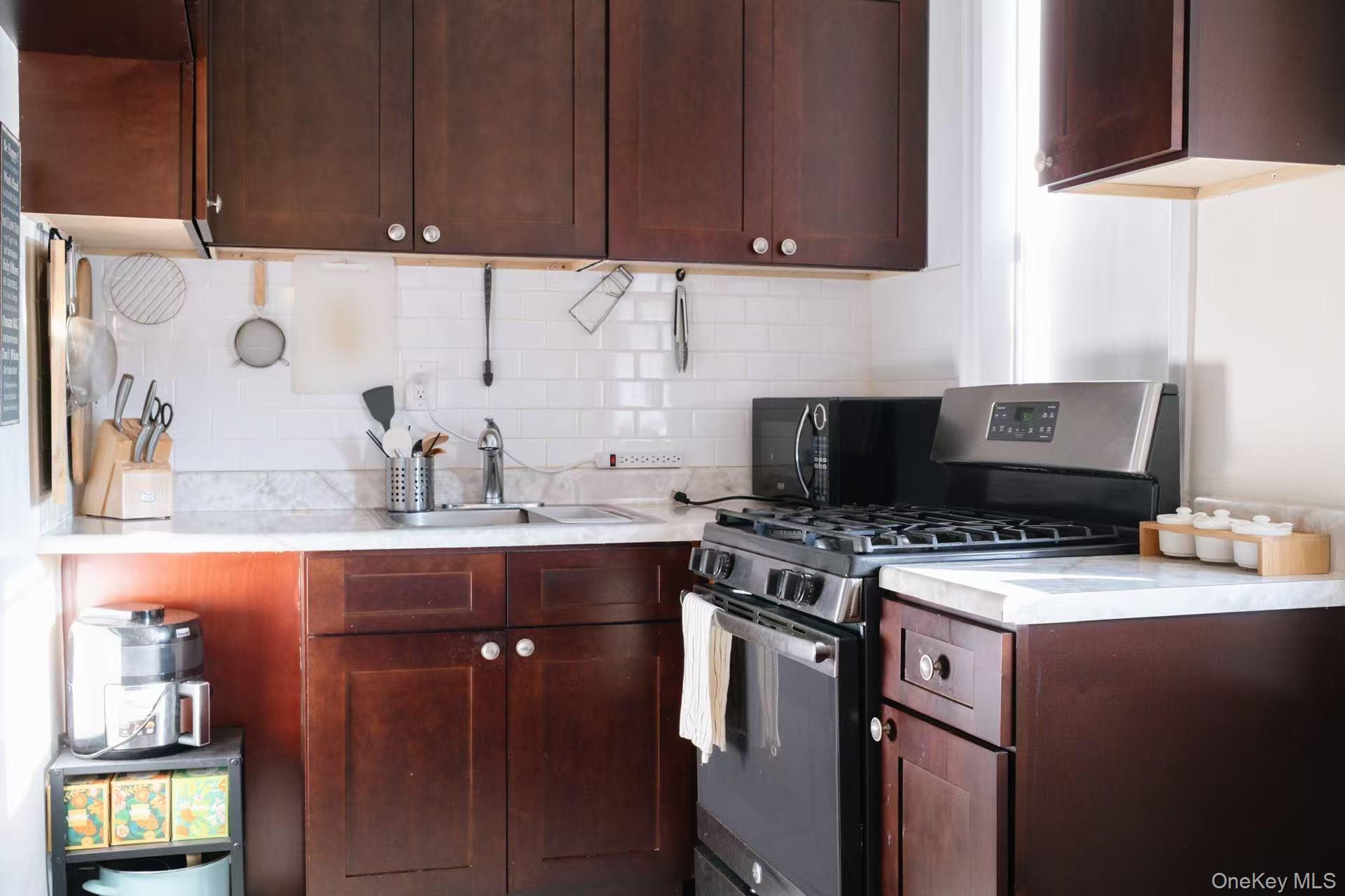 160-15 Powells Cove Boulevard A304 Property Photo 4