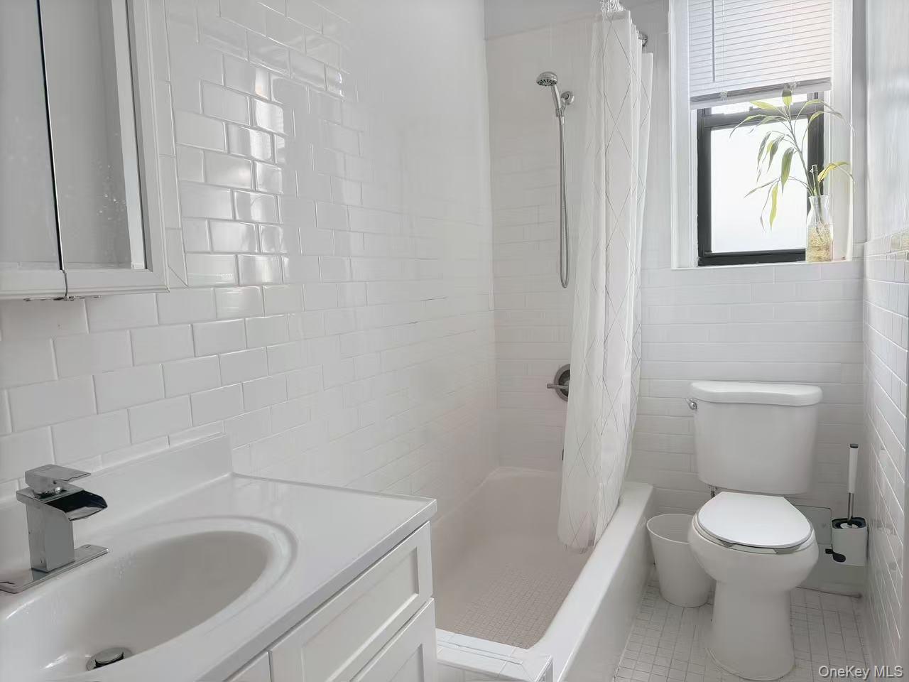 160-15 Powells Cove Boulevard A304 Property Photo 7