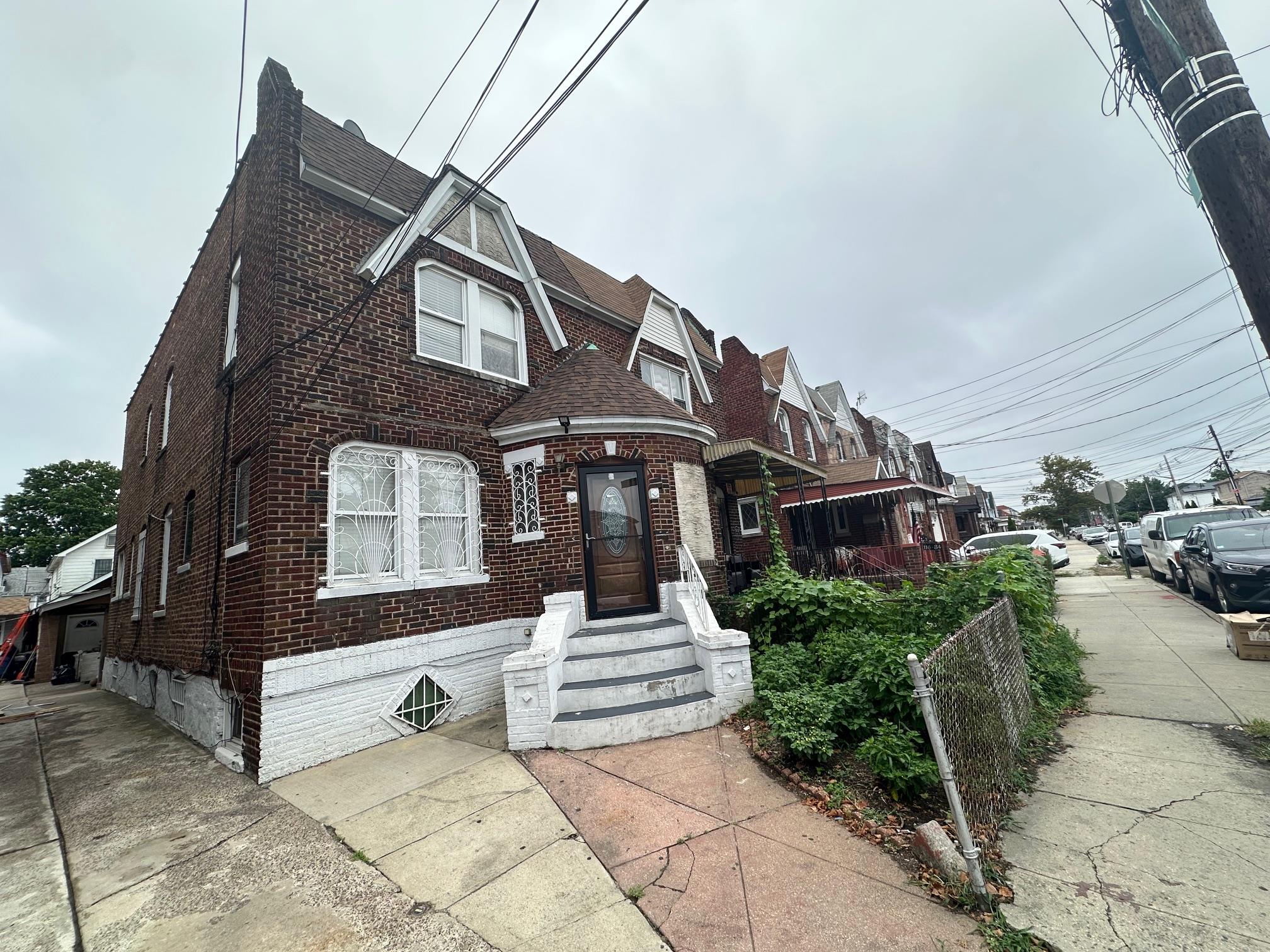 11638 Lincoln Street Property Photo 1