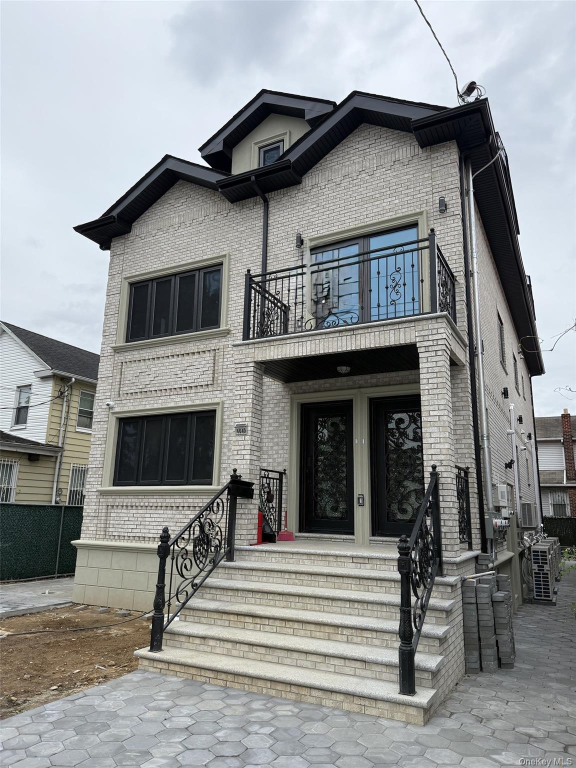 46-40 Kissena Boulevard Property Photo 1