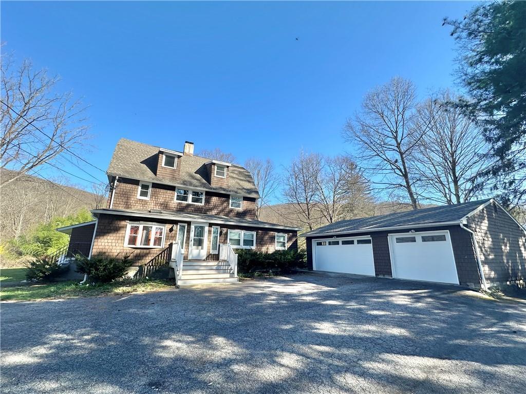 1 Mineral Springs Rd Property Photo 1